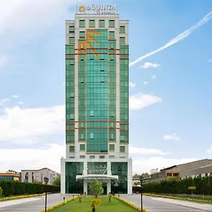Hotel La Quinta By Wyndham Gunesli Istambul