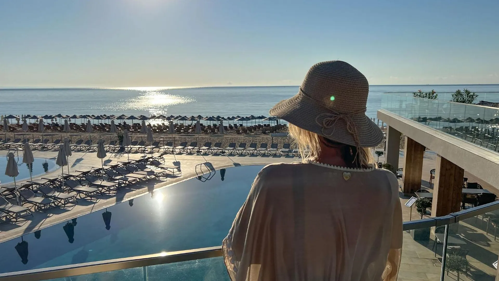 Hotel Grifid Noa Golden Sands 5*,